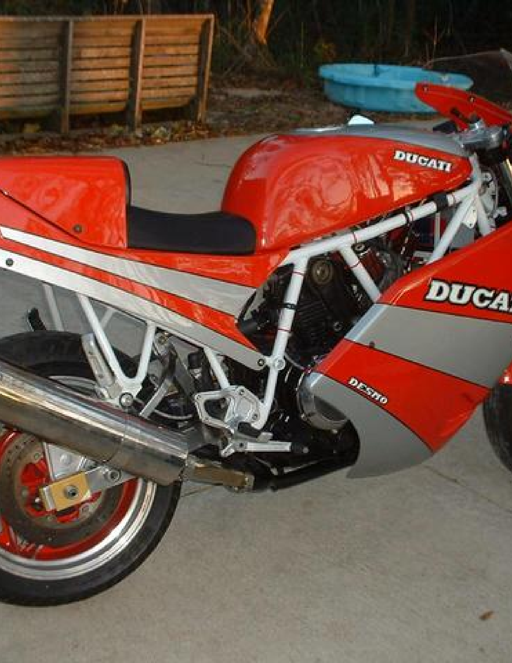 Ducati 750 Sport Motorcycle manual